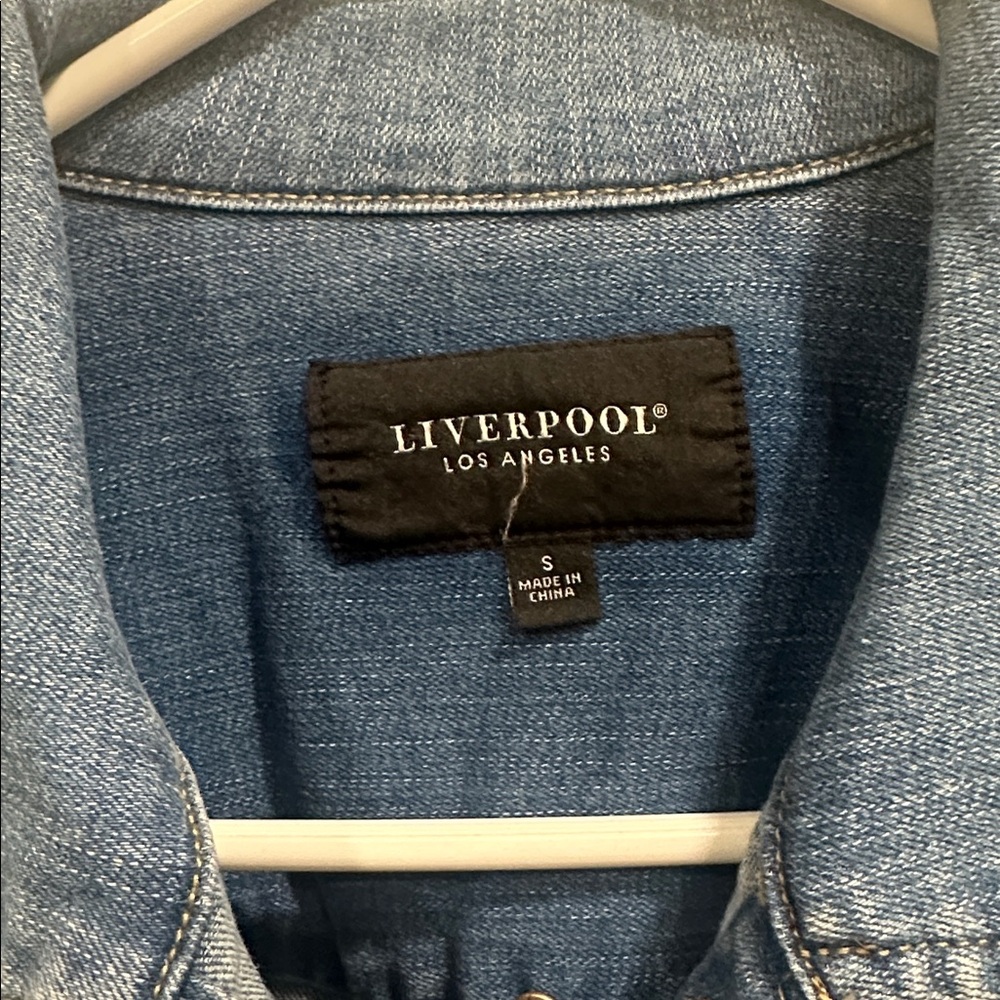 Liverpool Classic Blue Jacket - Picture 2 of 6
